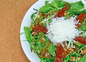 Salată de rucola cu kefalotyri